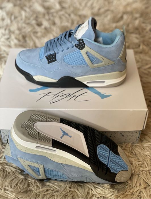 Jordan 4 University Blue