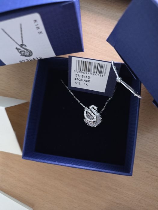 Pandantiv Swan
Tăieturi mixte, Lebădă, Alb