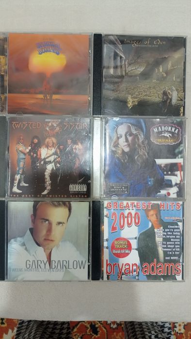 CD-диски с музыкой разных направлений