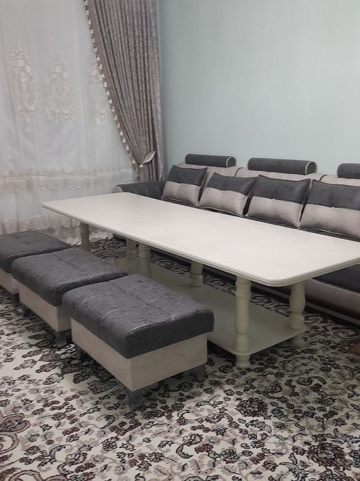 Угалок меьбел сотилади