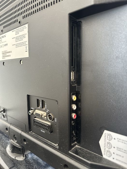 Телевизор CROWN LED 24912 – 24”, HDMI