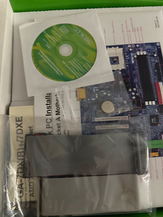 Placa de baza  ECS K7SOM+ Socket A Athlon XP DDR Retro Colectie Sigilata