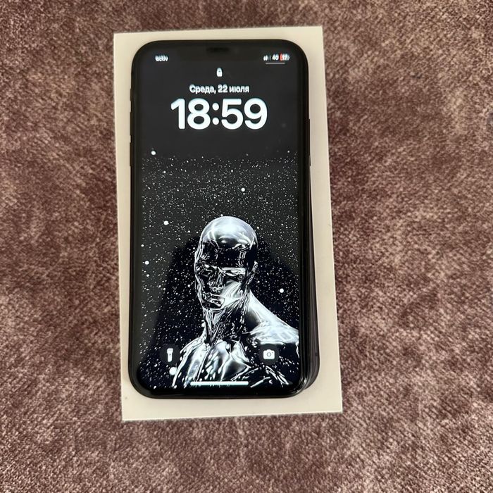 Продам iPhone 11 128gb