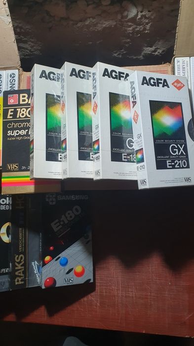 Video kaseta sotiladi