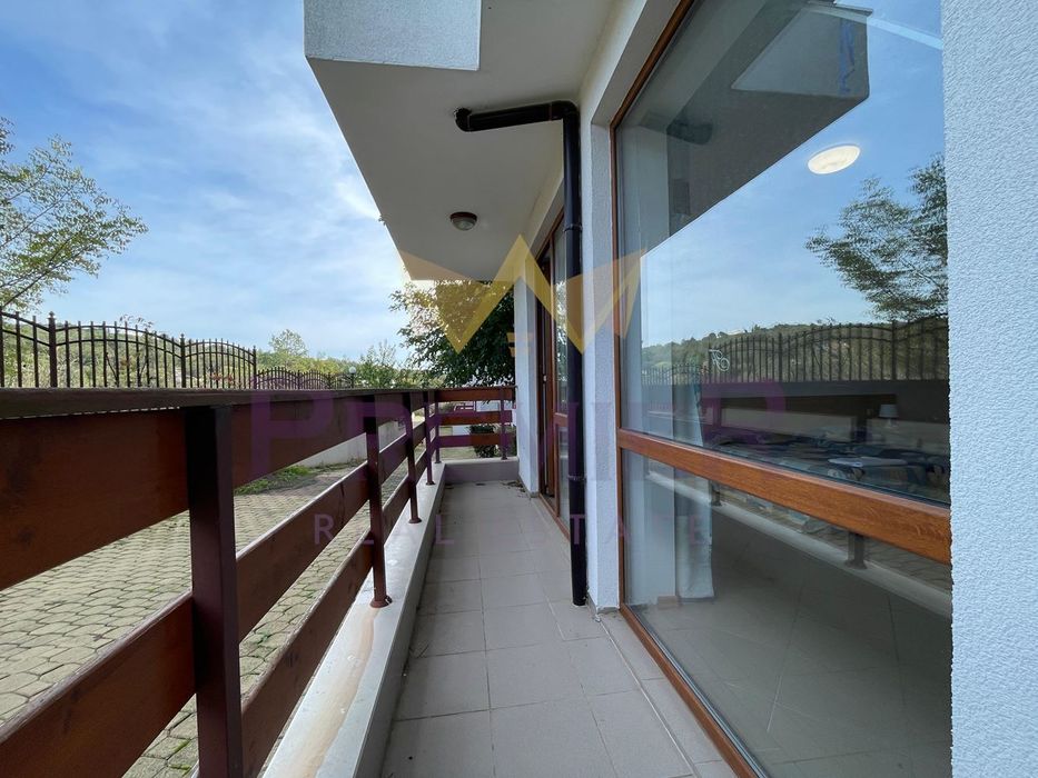 Продава се Едностаен апартамент в к.к. Слънчев бряг - 51 кв.м за 1214 €/кв.м - Снимка #4