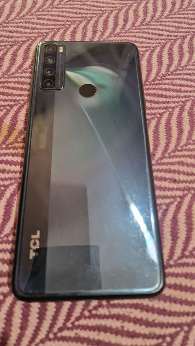 Vînd Tolefon  TCL 20 SE