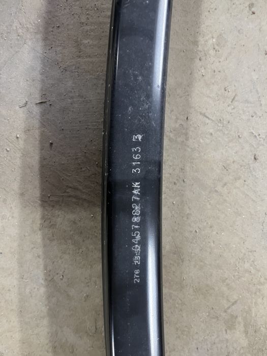 Задна греда за Jeep Grand Cherokee WK2 2020