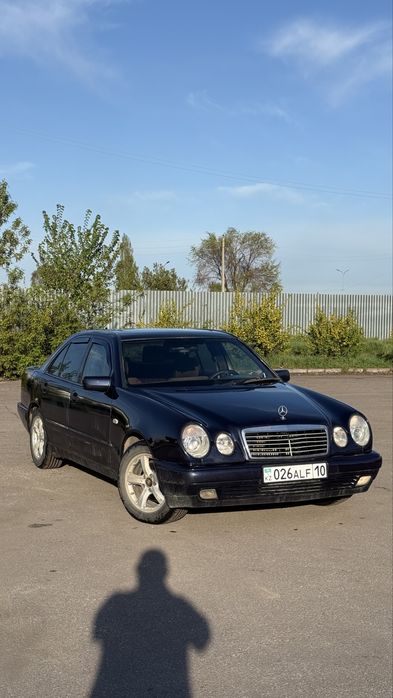 Продам мерседес е230