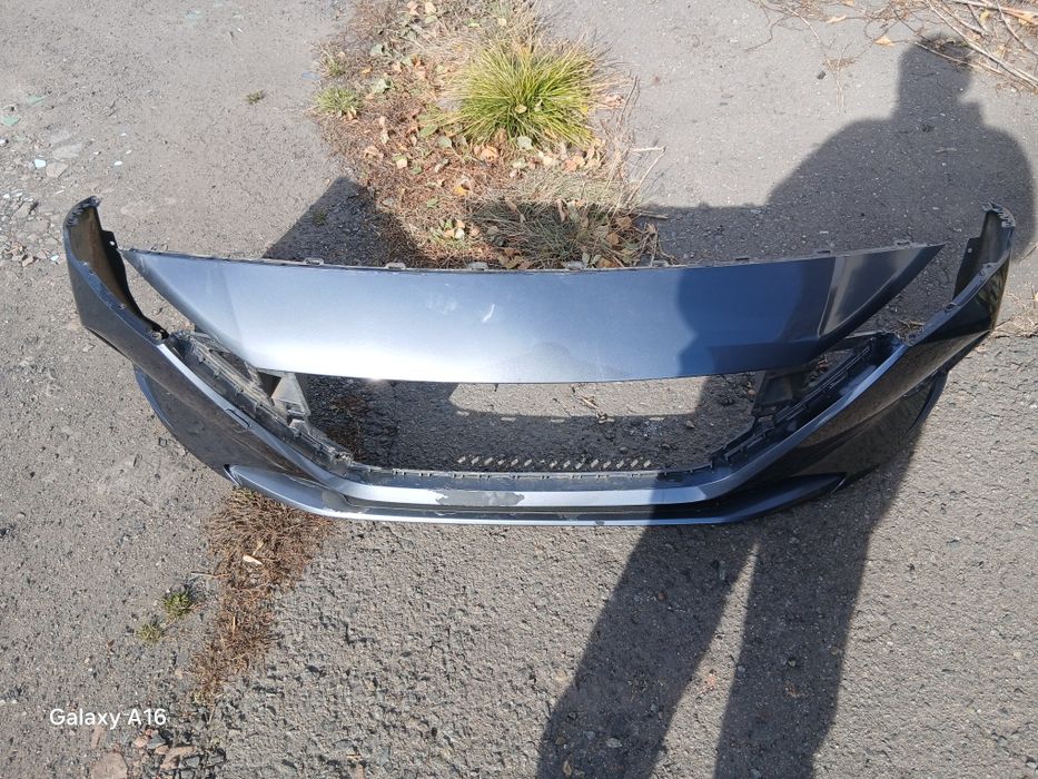 Продам передний бампер Хендай акцент 2021