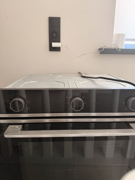 Ideal holatdagi Goodwilde elektr pechi (duxovka) sotiladi!