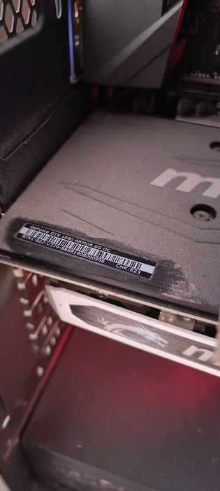 Продаю компуктер с более 100 курсами