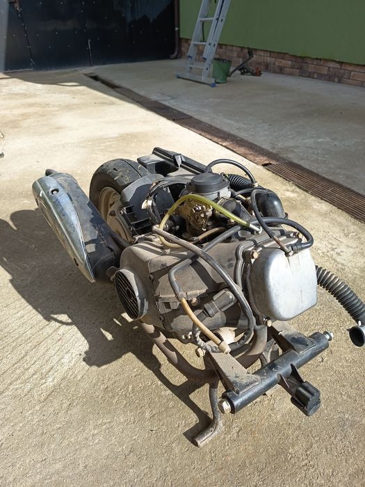 Vând motor scuter Kymco