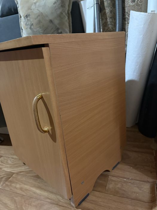 Две тумбы в хорошем качестве