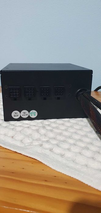 Sursa Pc Super Flower 550W SemiModulara