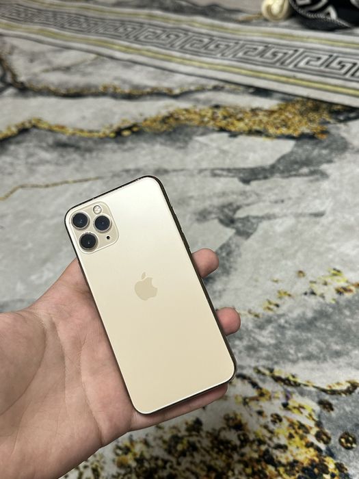 Продам айфон 11 про