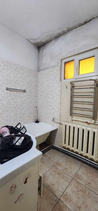 Юнусабад -18 2х комнатная квартира ПУСТАЯ