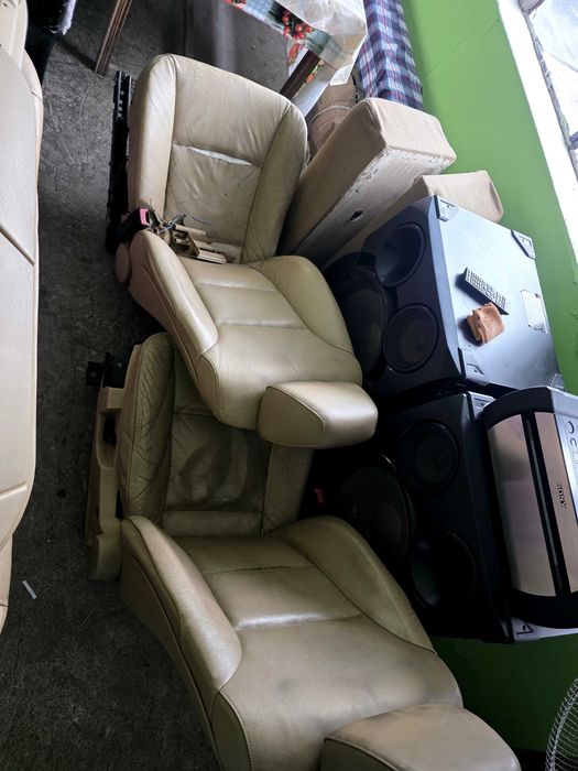 Кожен салон за бмв 530 е 60