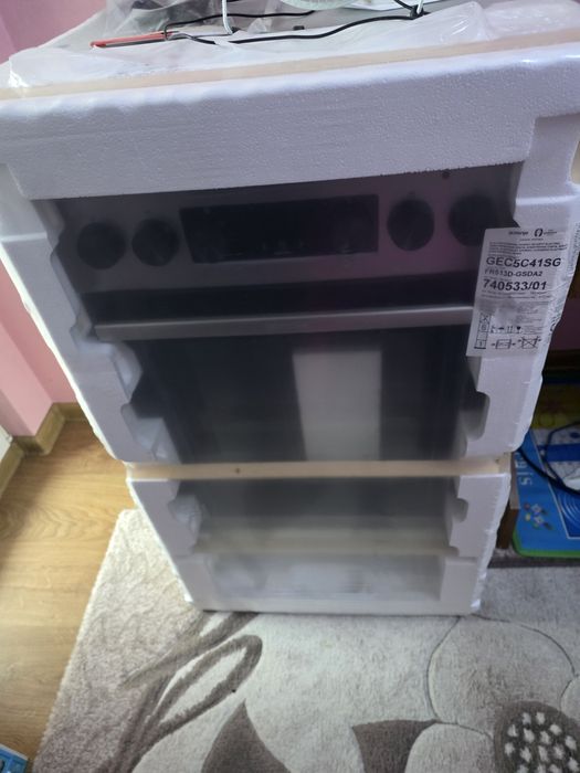 Стъклокерамична готварска печка Gorenje GEC5C41SG