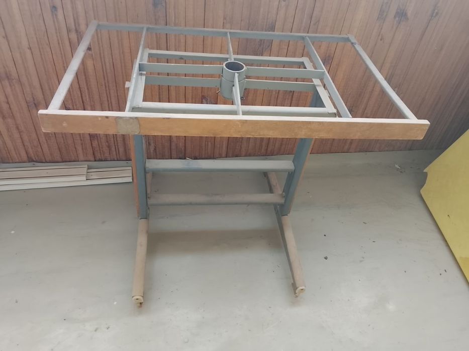 ,трюмо,стенка кресло стол стул , стенка гиламАристон,