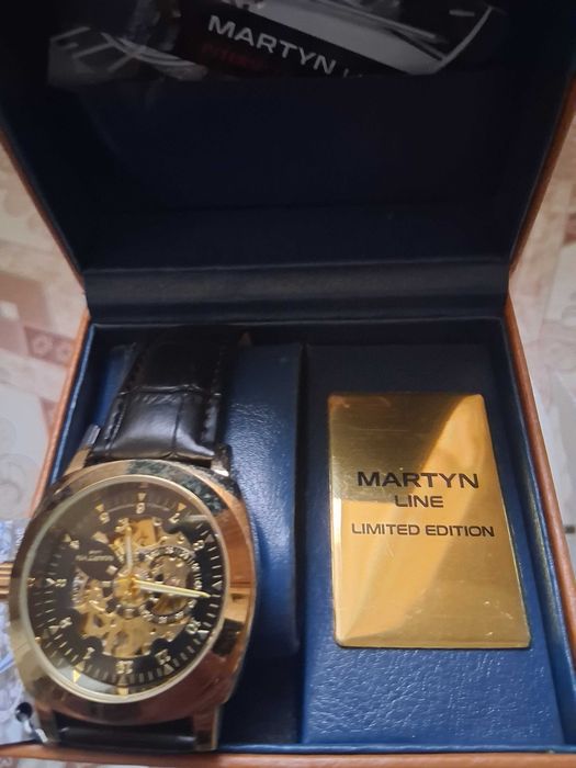 URGENT AZI,,,CEAS BĂRBAȚI  Martyn Line Ediția limitată Nou in cutie.