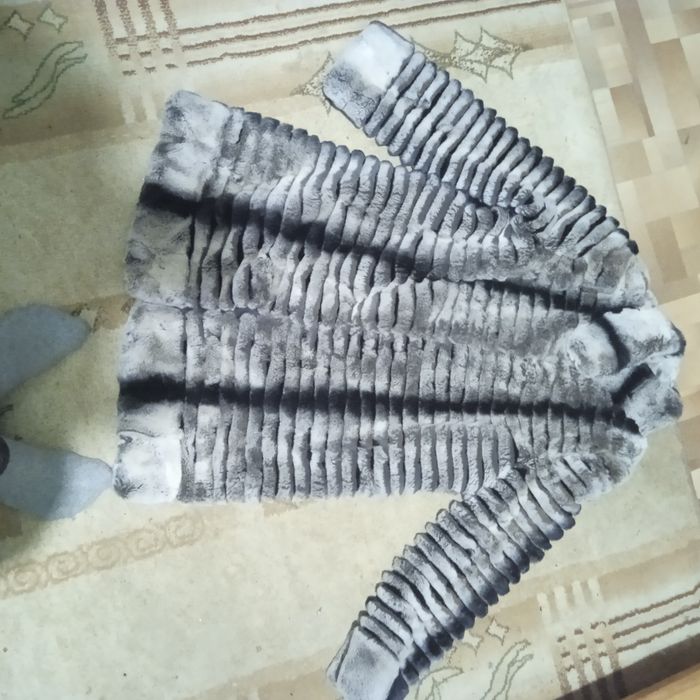 Продам шубу авто леди шиншила