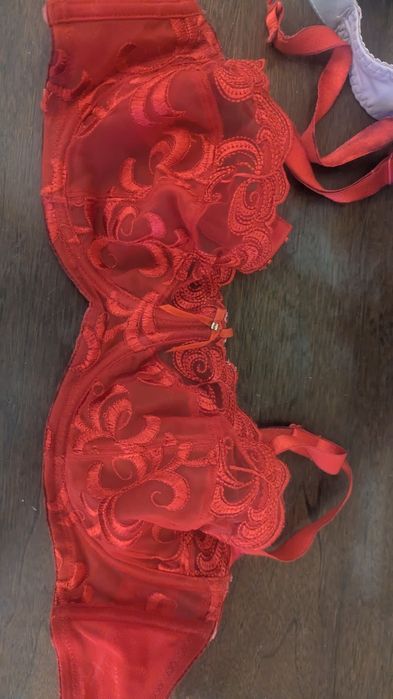 Продам фирменные бюстгальтеры