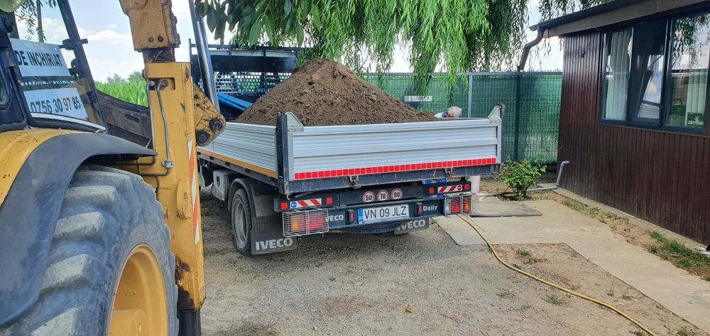 Transport moloz basculabil