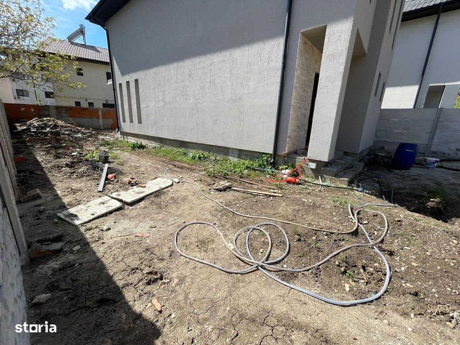 Casă 4 camere | Poartă electrică | Încălzire în pardoseală