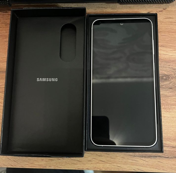 Продам Samsung S23 Fe 128 Gb