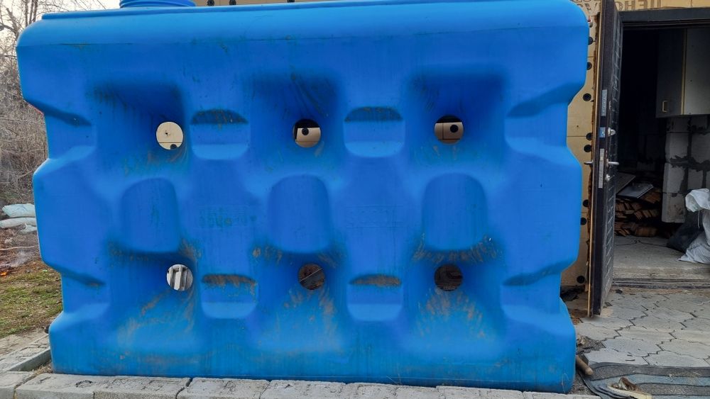 Ёмкость пищевая.