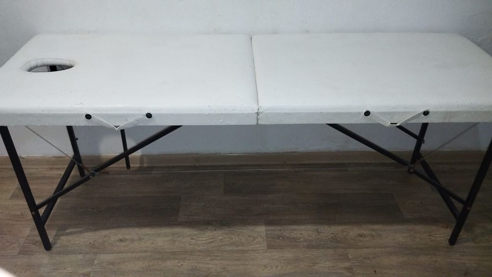 Продам кушетку массажную