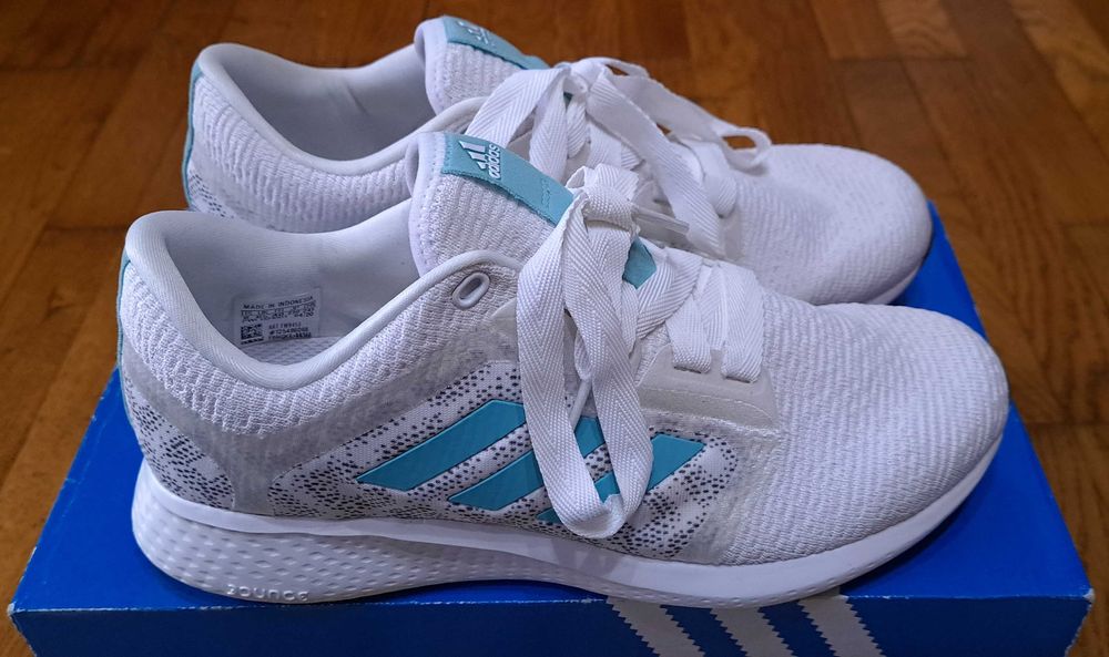 Маратонки Adidas edge lux 4