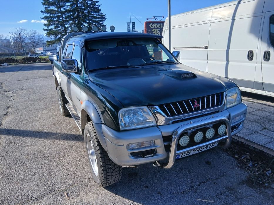 Мицубиши  Л200 Дизел 2,5