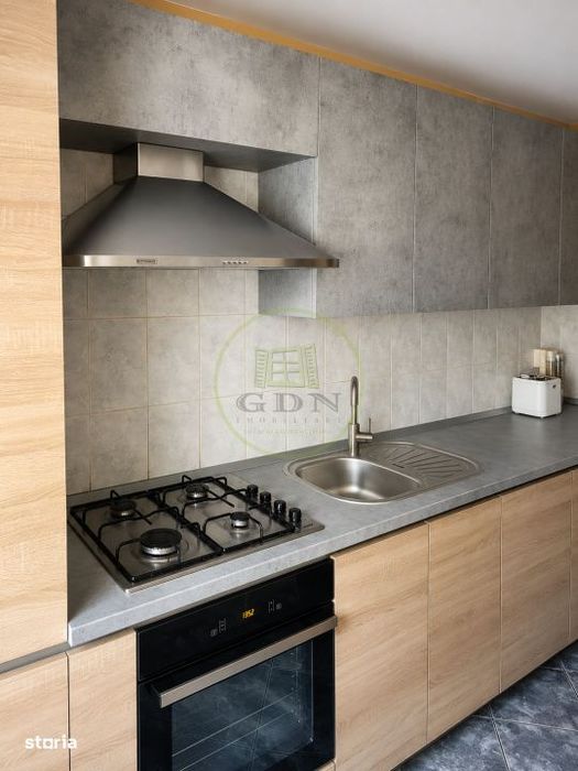 INCHIRIERE APARTAMENT 3 camere pet friendly Astra Brasov cu loc de par