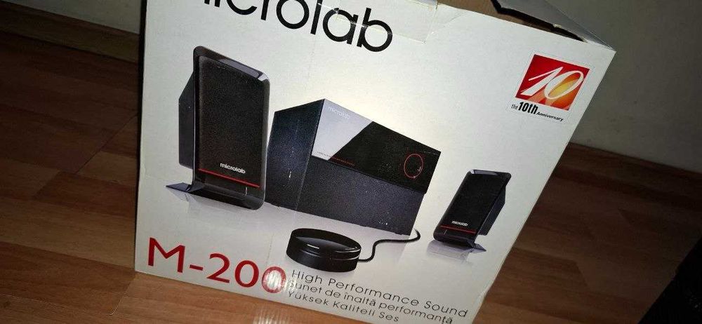 Продам сабуфер Microlab