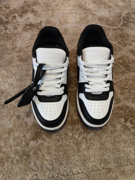 Off-White low, se vând urgent