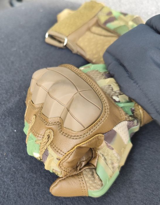 Mănuși Tactice cu protecții (M)