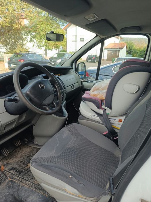 Opel vivaro 2011