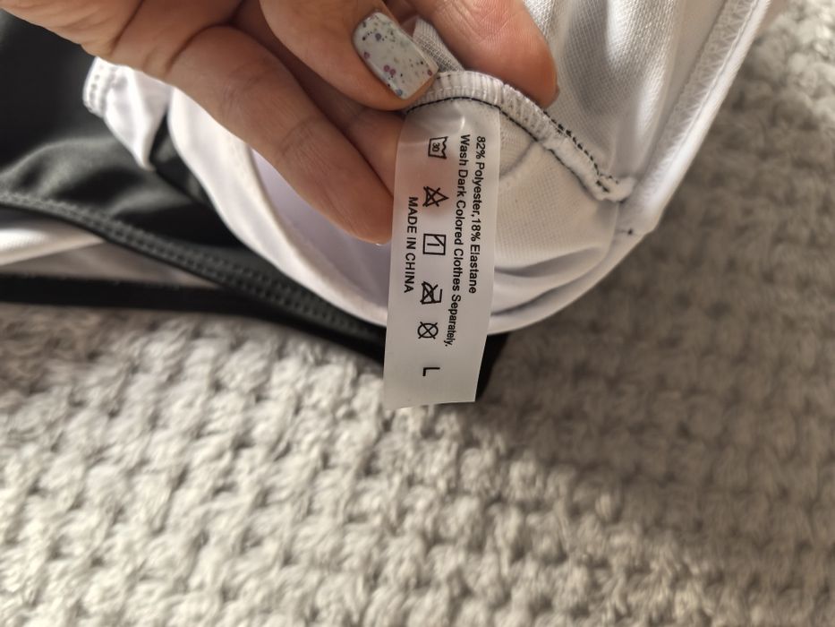 Цял бански костюм с една презрамка