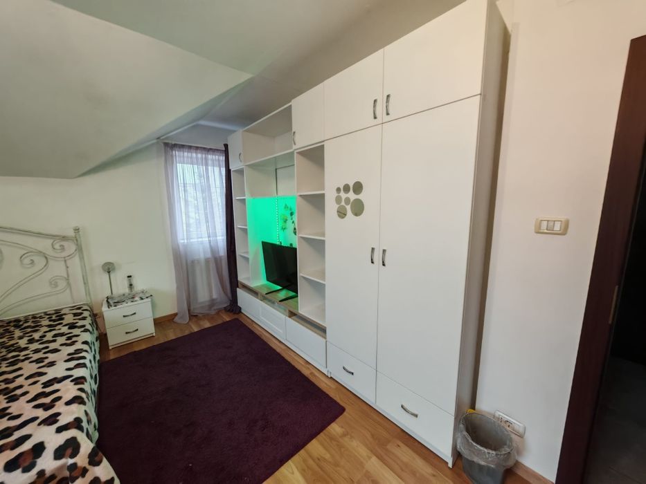 Set mobila de dormitor alba