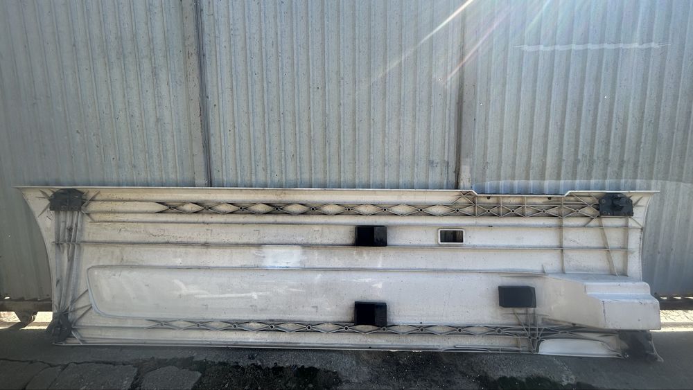Laterala Scania mega stanga