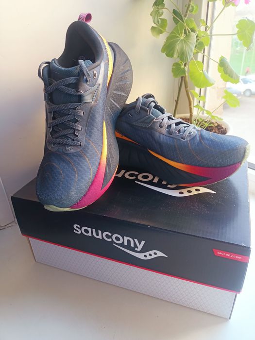 Кроссовки Saucony Triumph 22 GTX