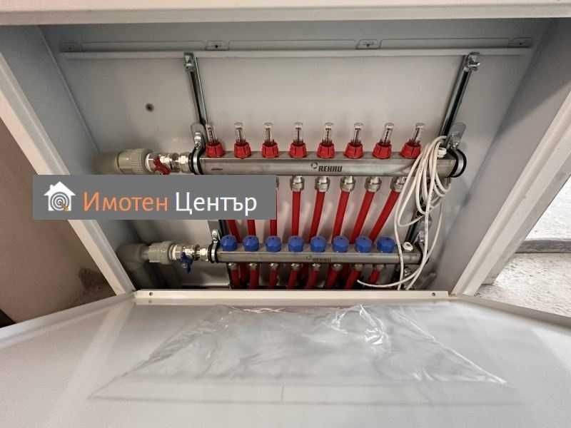 Дава се под наем Тристаен апартамент в София, Студентски град - 150 кв.м за 225000 € - Снимка #4