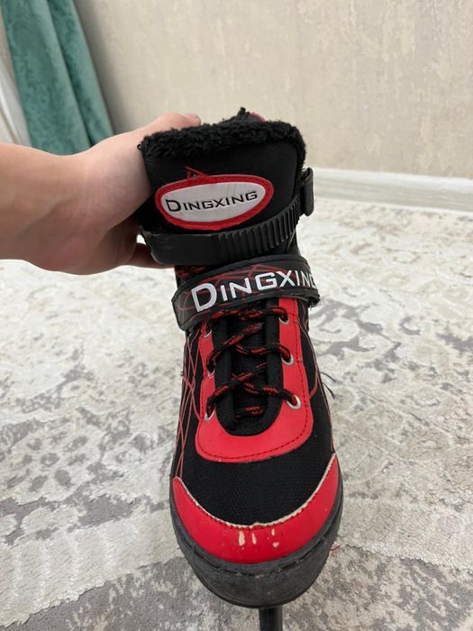 Продается коньки