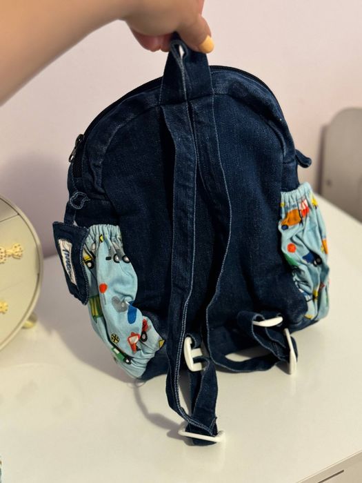 Детска раничка с мотиви