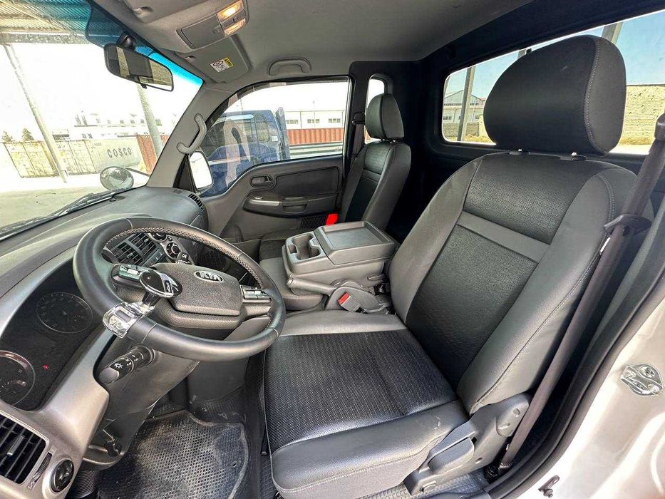 Авто Машина Kia  Bongo i