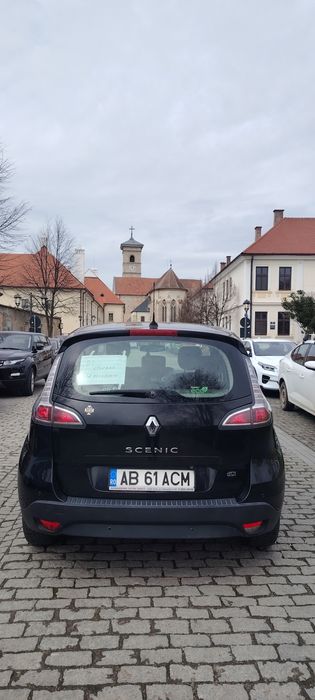Renault scenic 1.5 Dci 2012