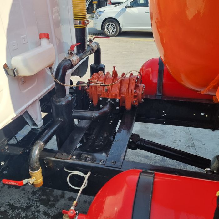 Gaz 53 gavnovoz sotiladi 1985-yil xolati zoʻr mator karobka yangi bal