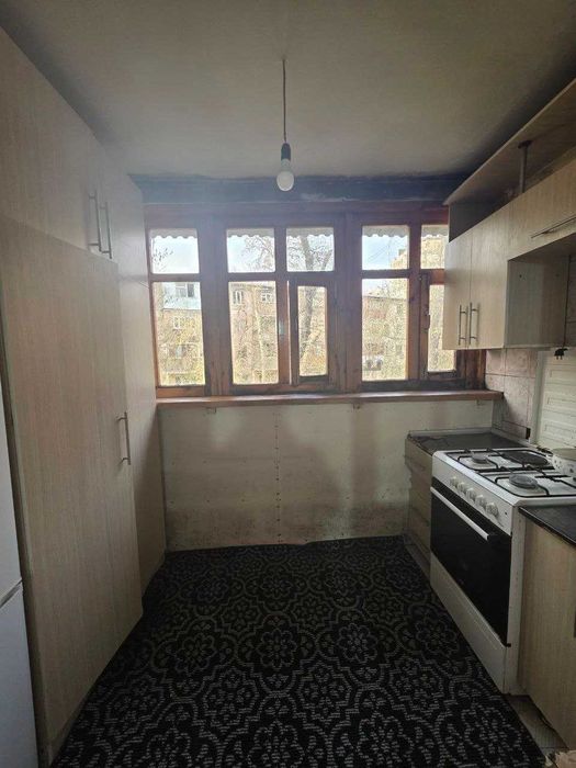 вагзала фенекс кафе 2 х кваритра 3 хона килиган сотилдаи