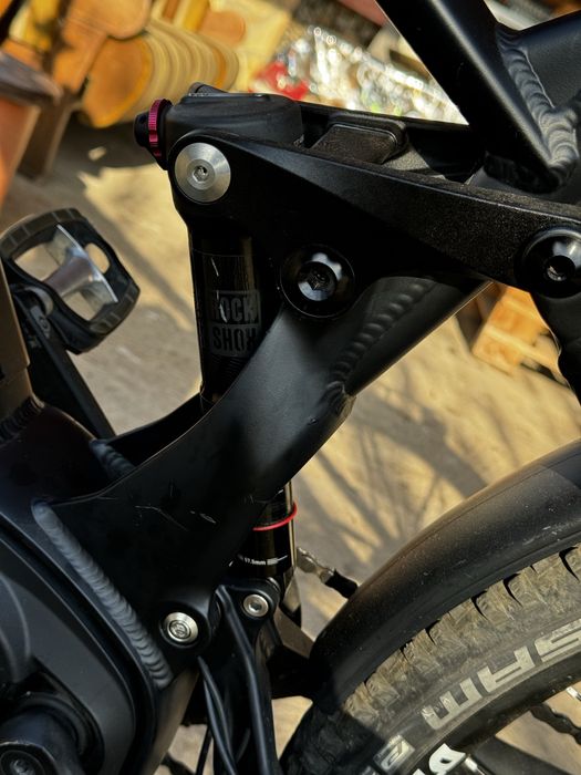 Bicicleta electrica cube